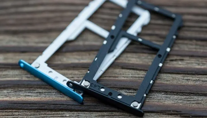 Dual SIM: Is There A Difference Between SIM1 and SIM2 Slot?