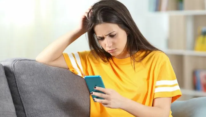 Why Does My Phone Keep Going Back to Home Screen?