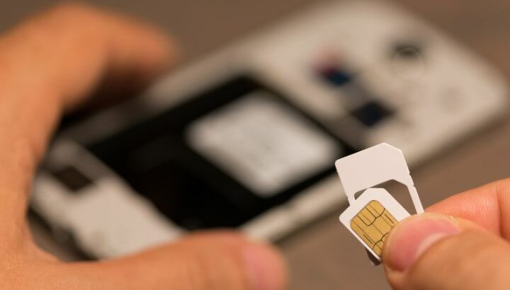 What Happens When You Remove A SIM Card?