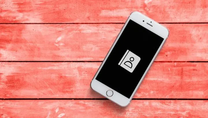 What Are Linked Contacts On My iPhone?