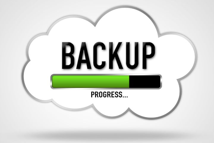 Does The iPhone Backup Automatically?