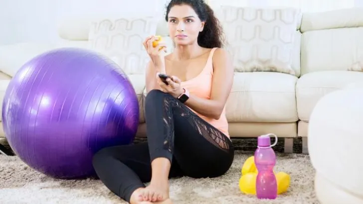 Wearing Your Apple Watch All The Time? 16 Pros & Cons